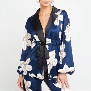 Zhu Corbin Kimono Style Top Small Navy Blue Floral Satin Trim Blouse NWT